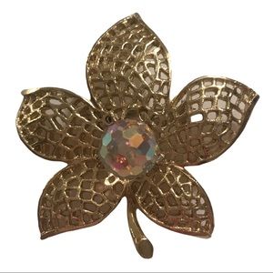 Vintage Gold Tone Brooch